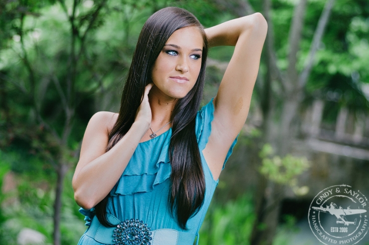 teal dress on a dallas high school senior at the arboretum