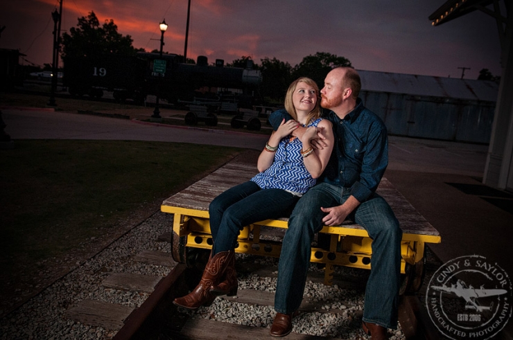 Sunrise engagement at Frisco Heritage Museum | photos by Cindy & Saylor Photographers